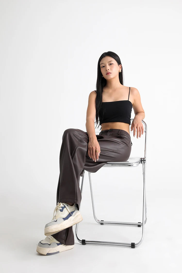 Versera Black Silhouette